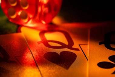 ৩-হ্যান্ড ক্যাসিনো হোল্ডেম গেম ইন্টারফেস